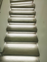  Bukoma schody z vinylu s LED Dub Geelong